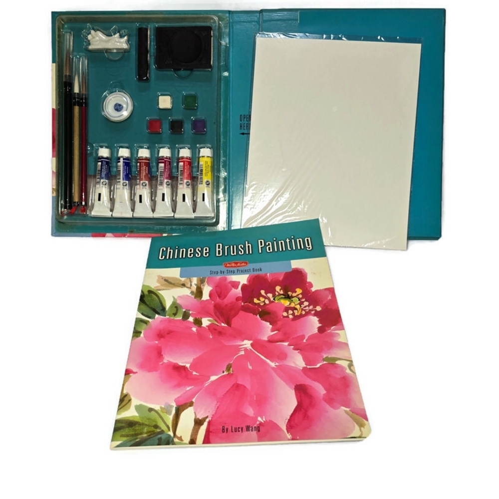 Walter Foster Chinese Brush Painting Kit: 32 Page Guidebook W/ Paints Lucy Wang
